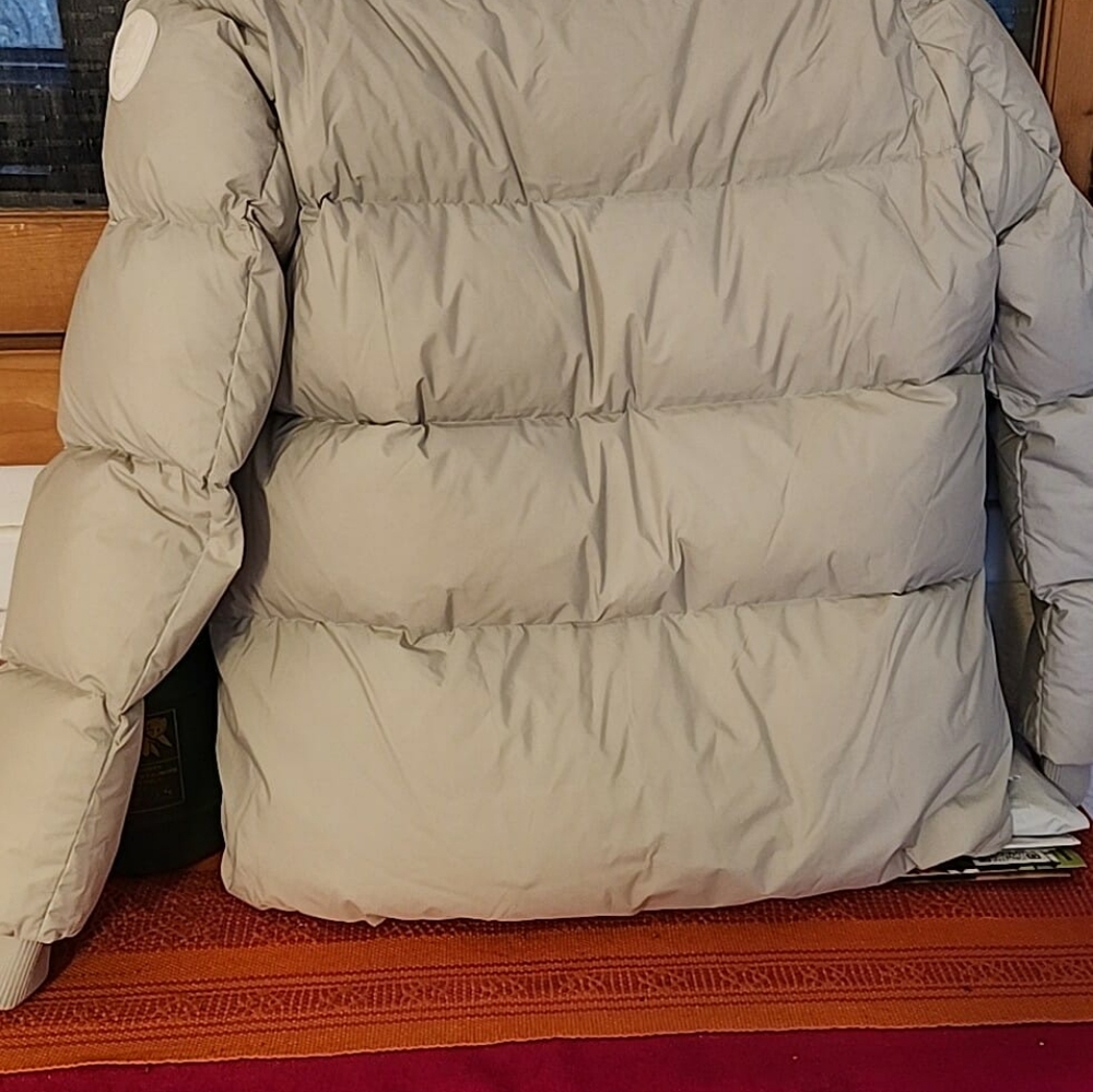 Pajar Women's Cream Puffer Jacket - Picture 11 of 12